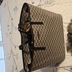 Michael Kors Large Zip Top Tote Bag
